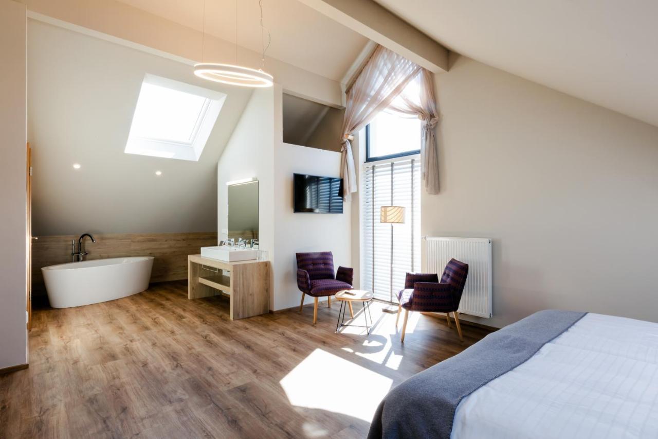 Hotel Martha Beringen ภายนอก รูปภาพ
